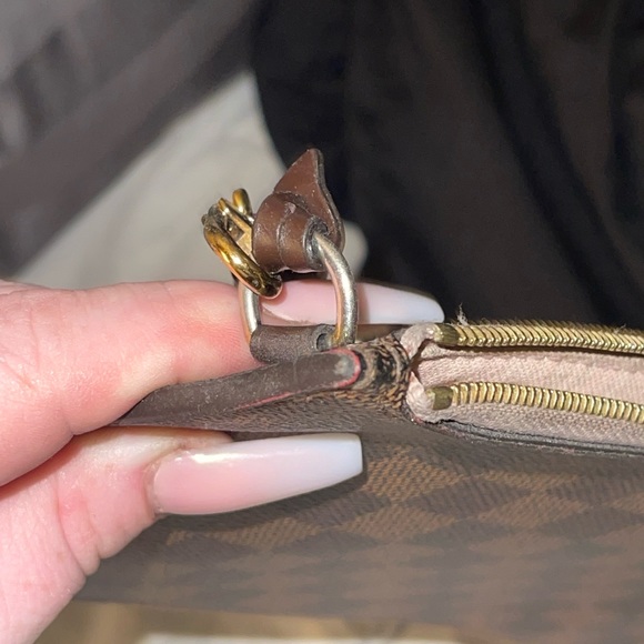 Louis Vuitton clutch/wristlet - Picture 3 of 7